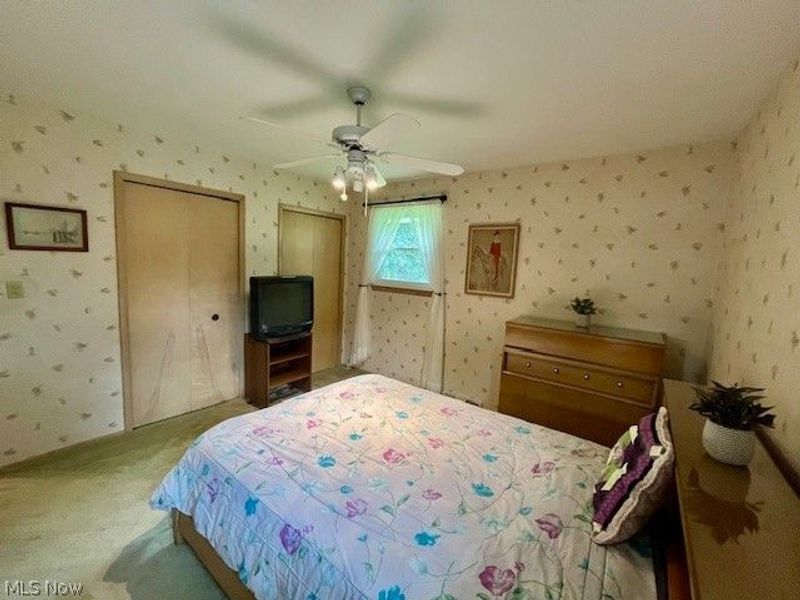 1992 Edenhall Drive, Lyndhurst, OH 44124 Photo 11