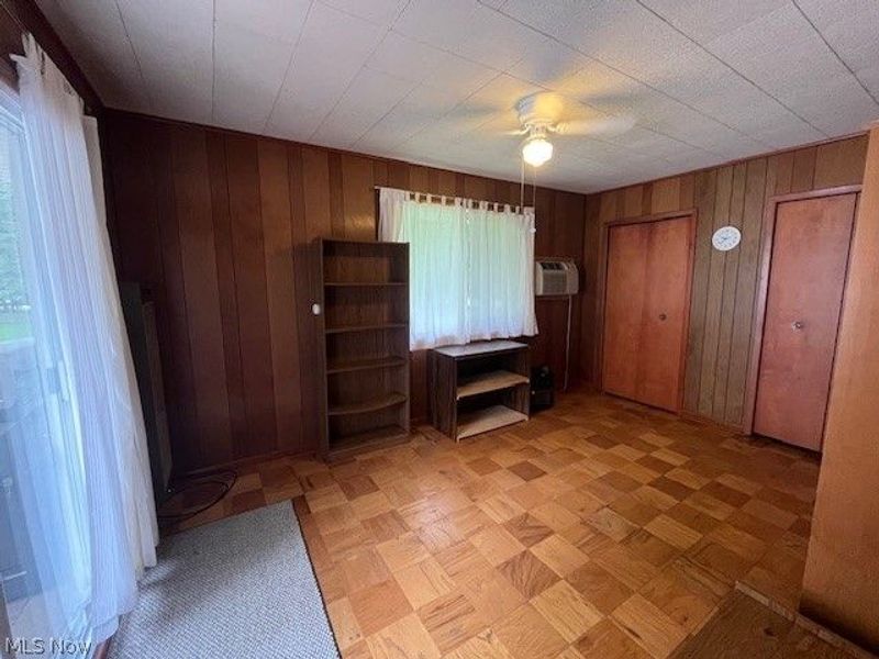 1992 Edenhall Drive, Lyndhurst, OH 44124 Photo 18