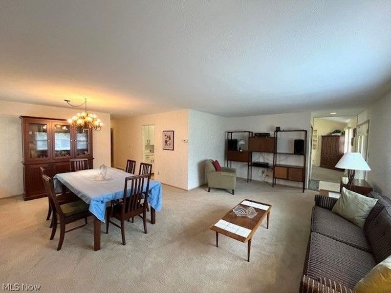 1992 Edenhall Drive, Lyndhurst, OH 44124 Photo 7