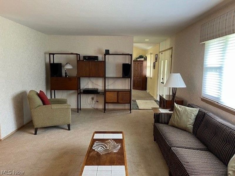 1992 Edenhall Drive, Lyndhurst, OH 44124 Photo 8