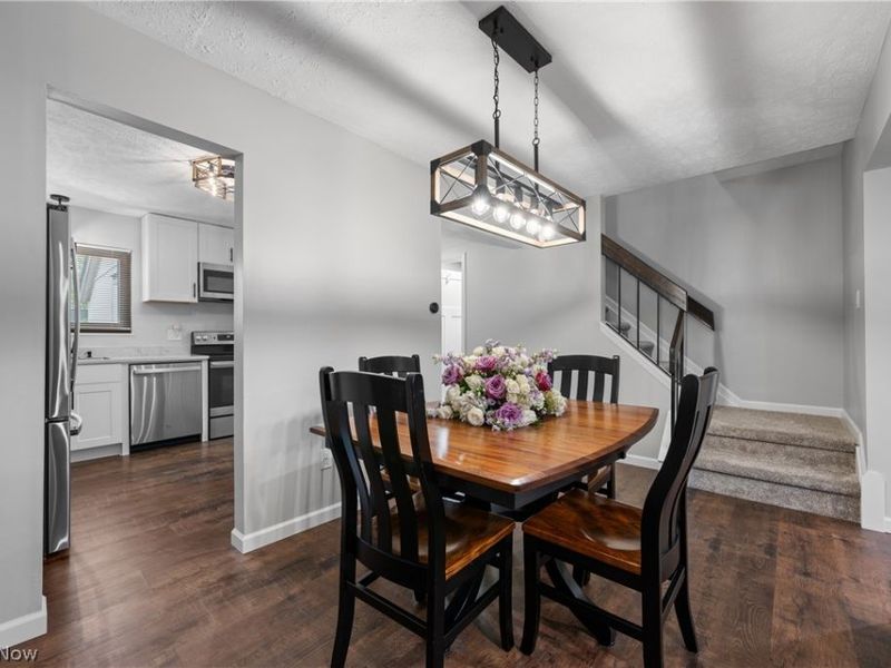 5564 Storrington Oval, Parma, OH 44134 Photo 10