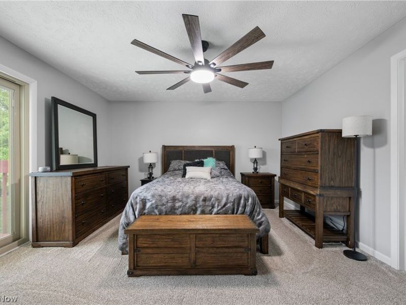 5564 Storrington Oval, Parma, OH 44134 Photo 17