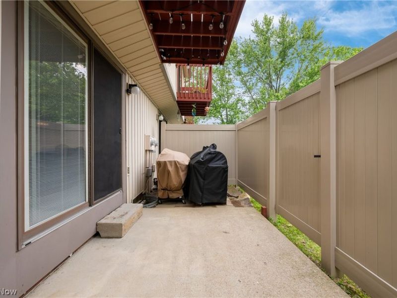 5564 Storrington Oval, Parma, OH 44134 Photo 28