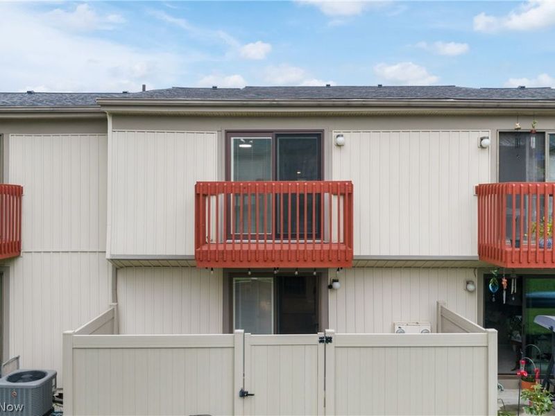 5564 Storrington Oval, Parma, OH 44134 Photo 30