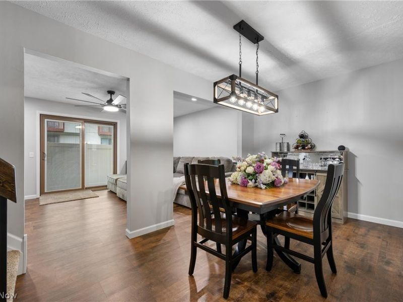 5564 Storrington Oval, Parma, OH 44134 Photo 8