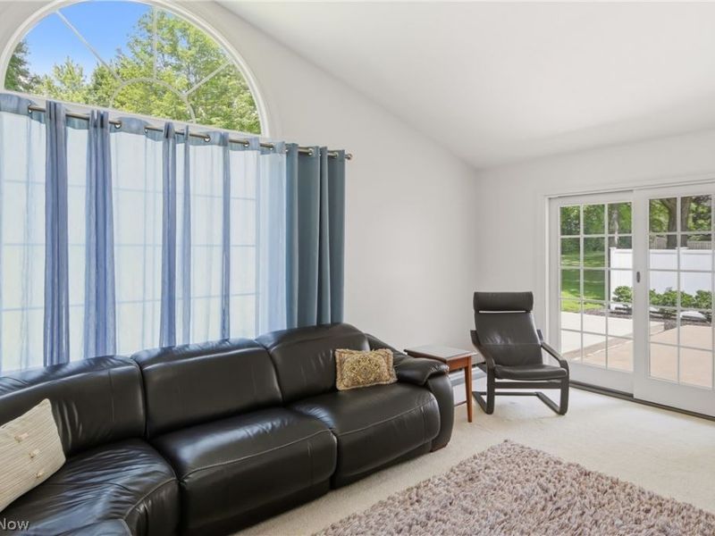 7003 White Oak Drive, Hubbard, OH 44425 Photo 13