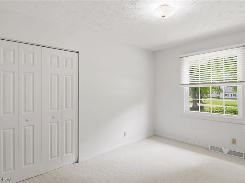 7003 White Oak Drive, Hubbard, OH 44425 Photo 21