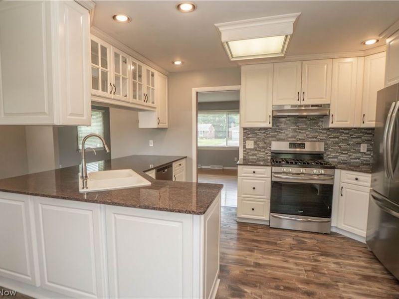 903 Glenwood Street SW, North Canton, OH 44720 Photo 13