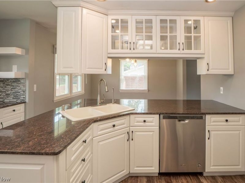 903 Glenwood Street SW, North Canton, OH 44720 Photo 14
