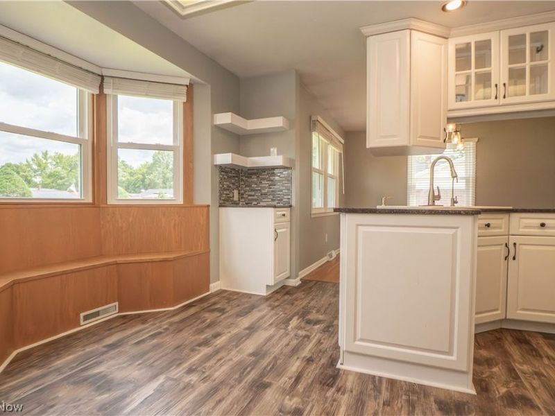 903 Glenwood Street SW, North Canton, OH 44720 Photo 17