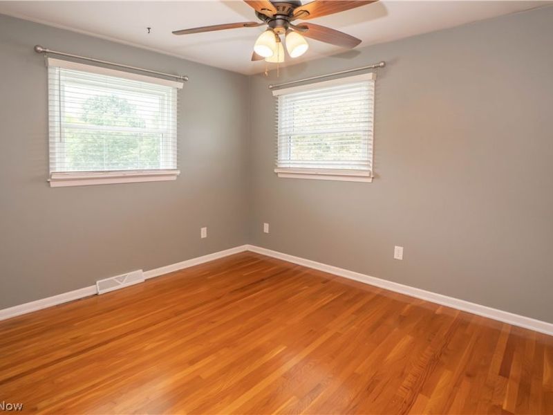903 Glenwood Street SW, North Canton, OH 44720 Photo 25