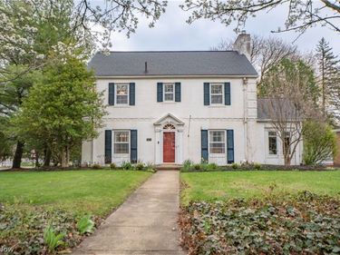 2412 University Avenue NW, Canton, OH 44709