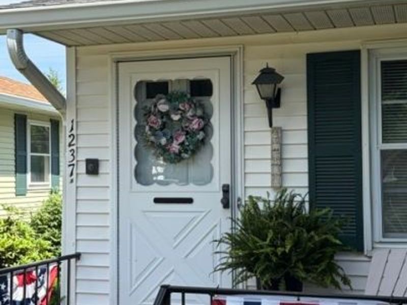 1237 A Somerset Drive , Salem, OH 44460 Photo 2