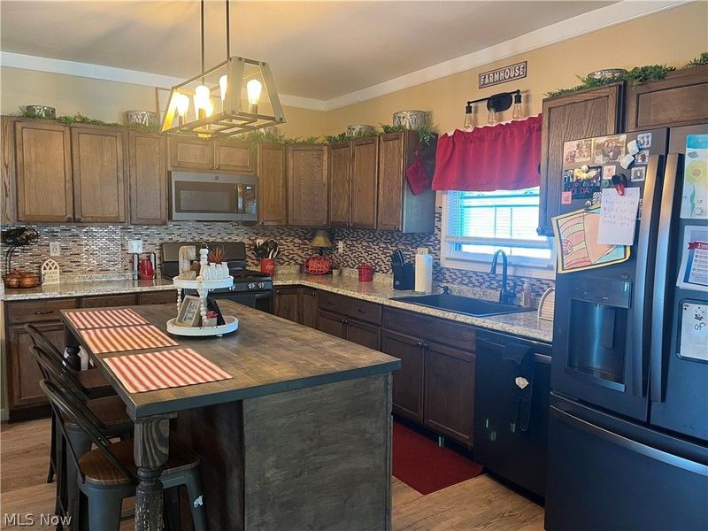 1124 E 17th Street , Ashtabula, OH 44004 Photo 12