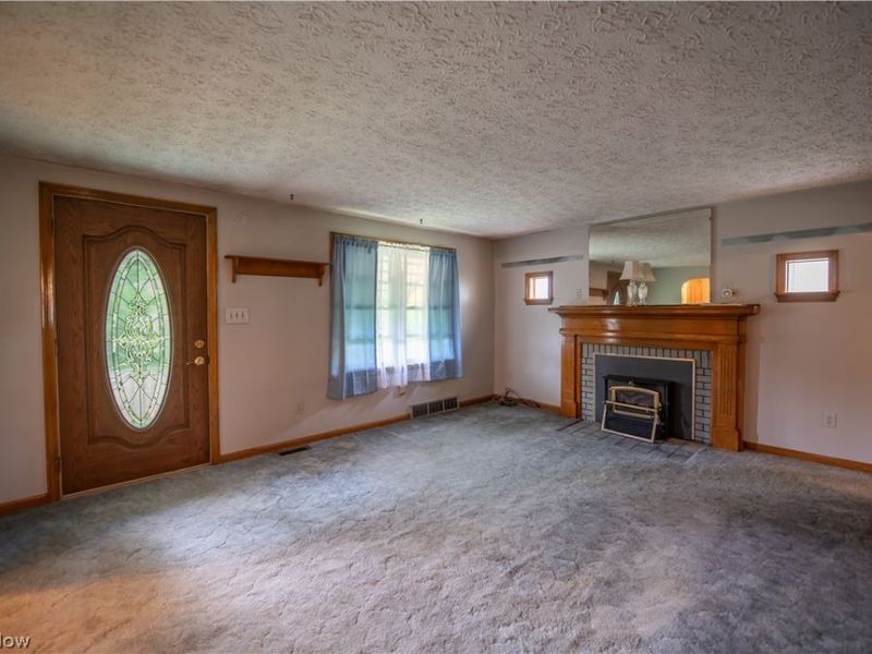 3063 Diamond Street NE, Canton, OH 44721 Photo 8