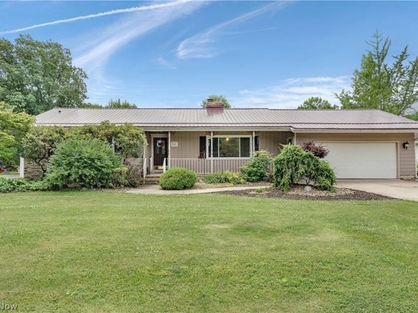 250 Greenridge Drive, Geneva, OH 44041