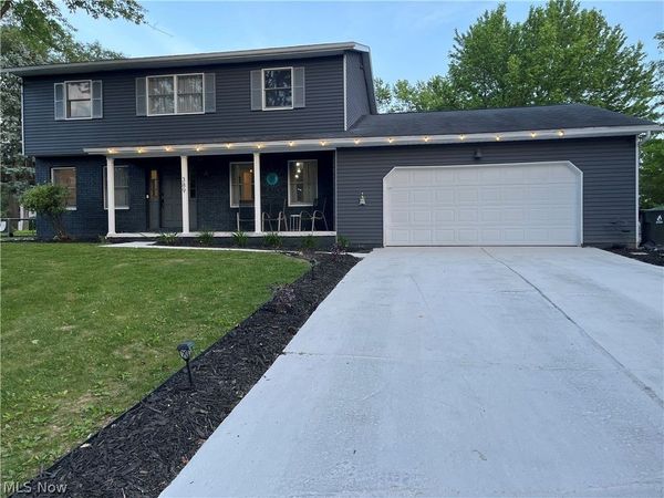 389 Tulip Trail , Wadsworth, OH 44281