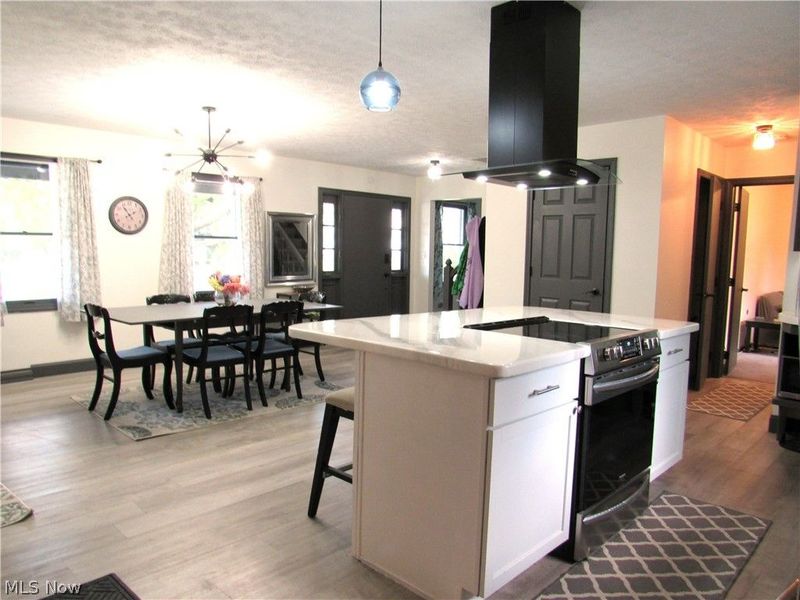 389 Tulip Trail , Wadsworth, OH 44281 Photo 3