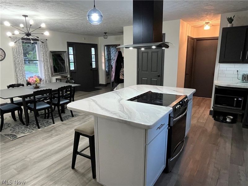 389 Tulip Trail , Wadsworth, OH 44281 Photo 4