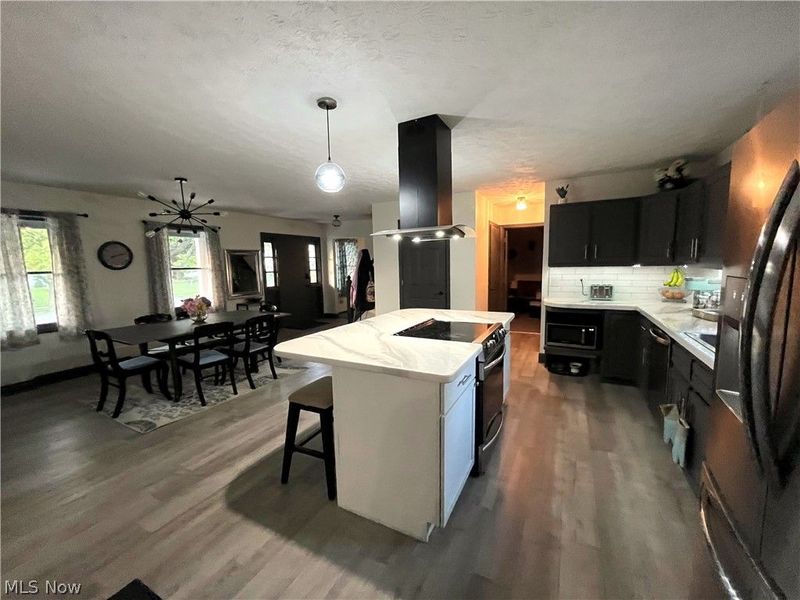 389 Tulip Trail , Wadsworth, OH 44281 Photo 5