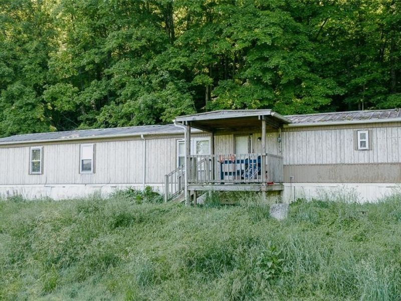 20300 County Road 6, Coshocton, OH 43812 Photo 5