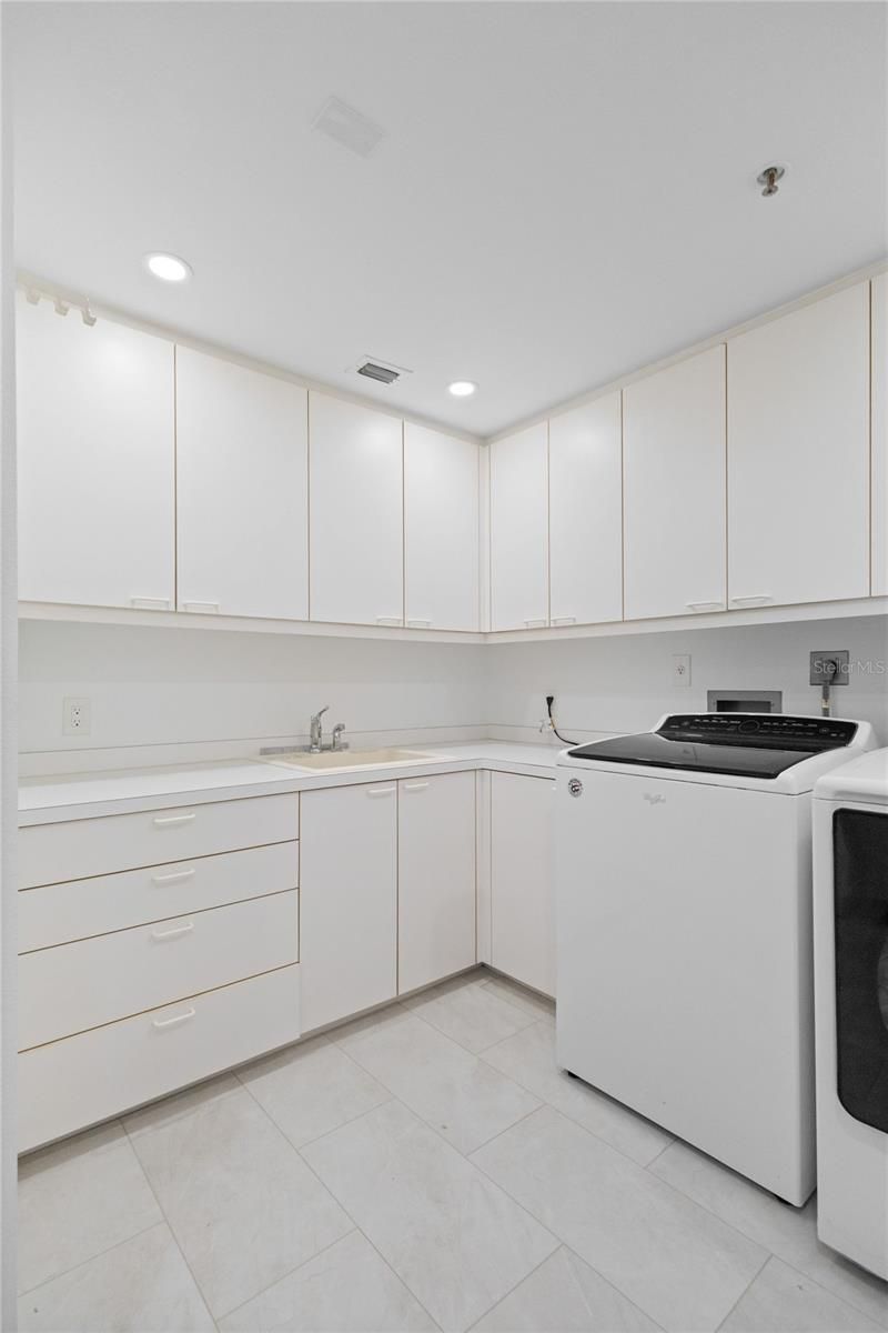 2450 Harbourside Drive, Unit 244, Longboat Key, FL 34228 Photo
