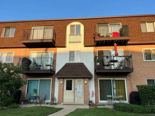 9482 Bay Colony Drive , Unit 3N, Des Plaines, IL 60016