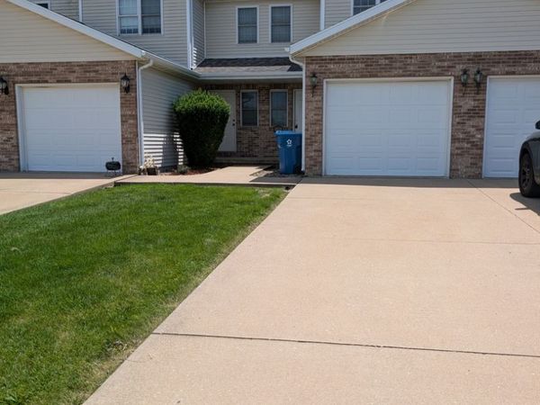 262 Sunset Boulevard, Oglesby, IL 61348