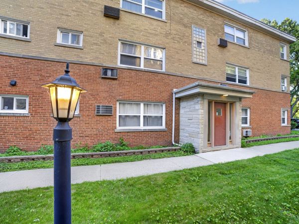 7410 N Oakley Avenue , Unit 3A, Chicago, IL 60645