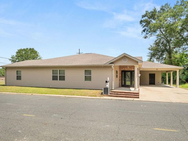 801 Rock, DeRidder, LA 70634