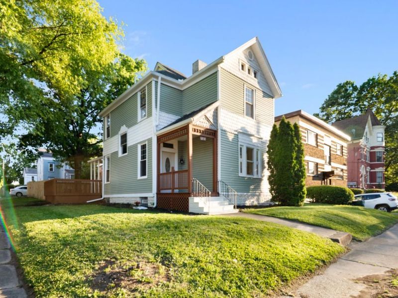 1237 Laidlaw Avenue, Cincinnati, OH 45237 Photo 1