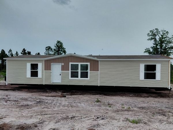 1322 Dogwood Lane, Folkston, GA 31537