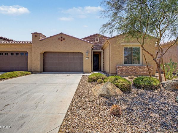 16909 W EARLL Drive, Goodyear, AZ 85395