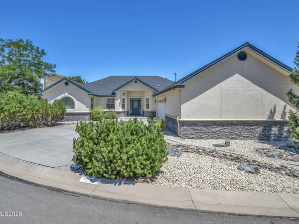 2042 Amberwood Drive, Carson City, NV 89703