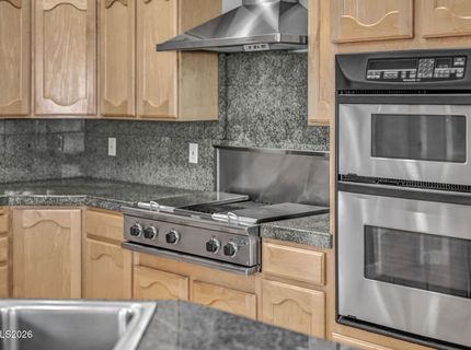 2042 Amberwood Drive, Carson City, NV 89703 Photo