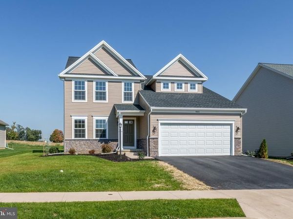 905 FAIRFIELD LANE, SHIPPENSBURG, PA 17257
