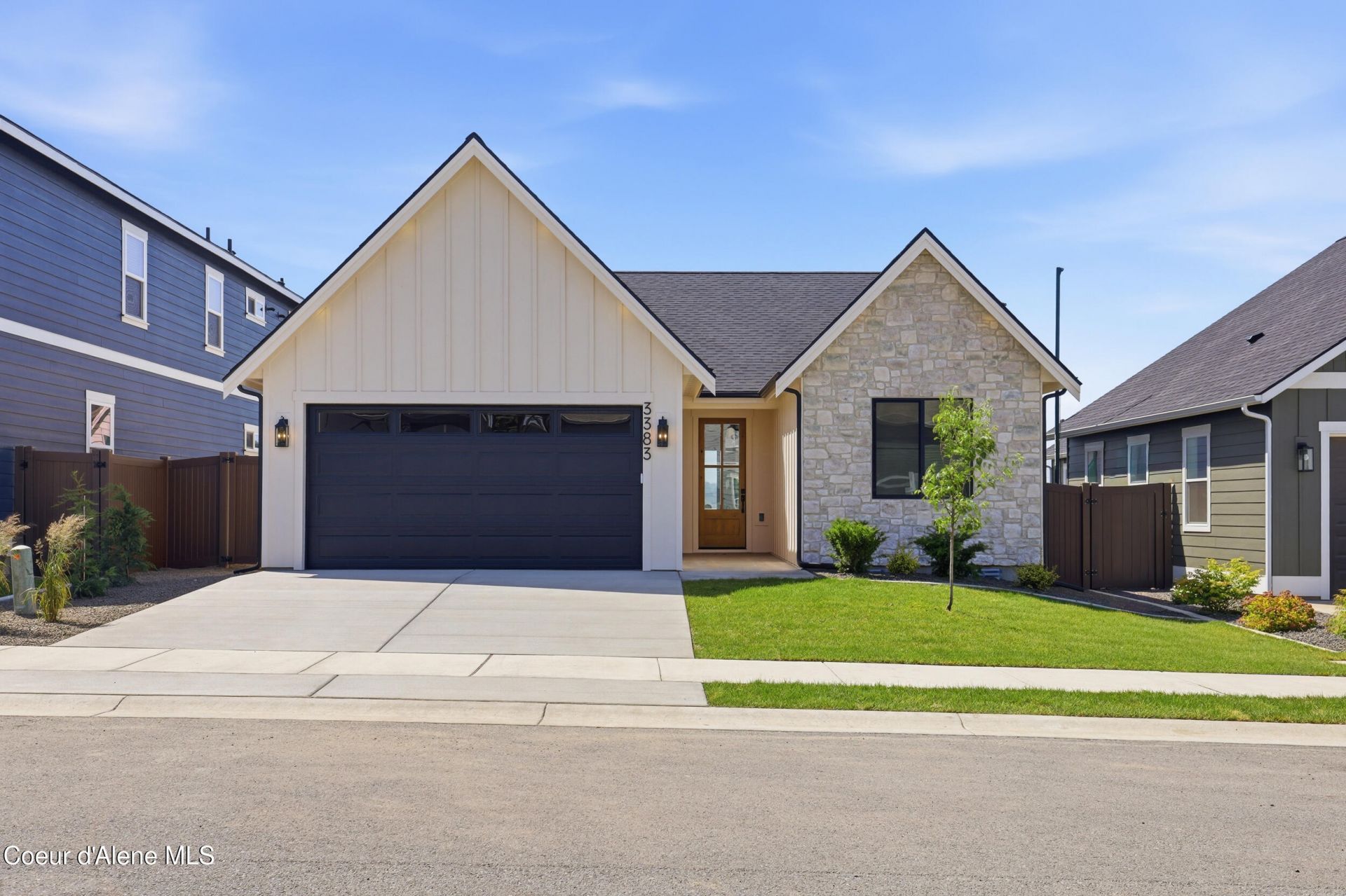 3383 N Blaze Loop, Post Falls, ID 83854 Main Photo