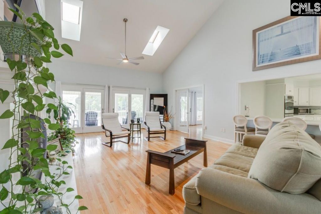 1011 Westshore  Photo 14