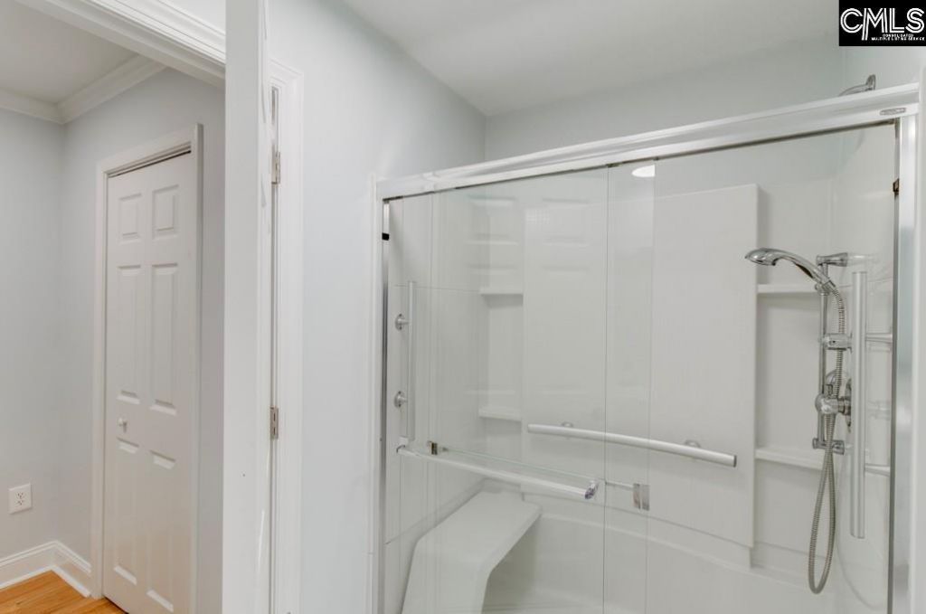 1011 Westshore  Photo 22