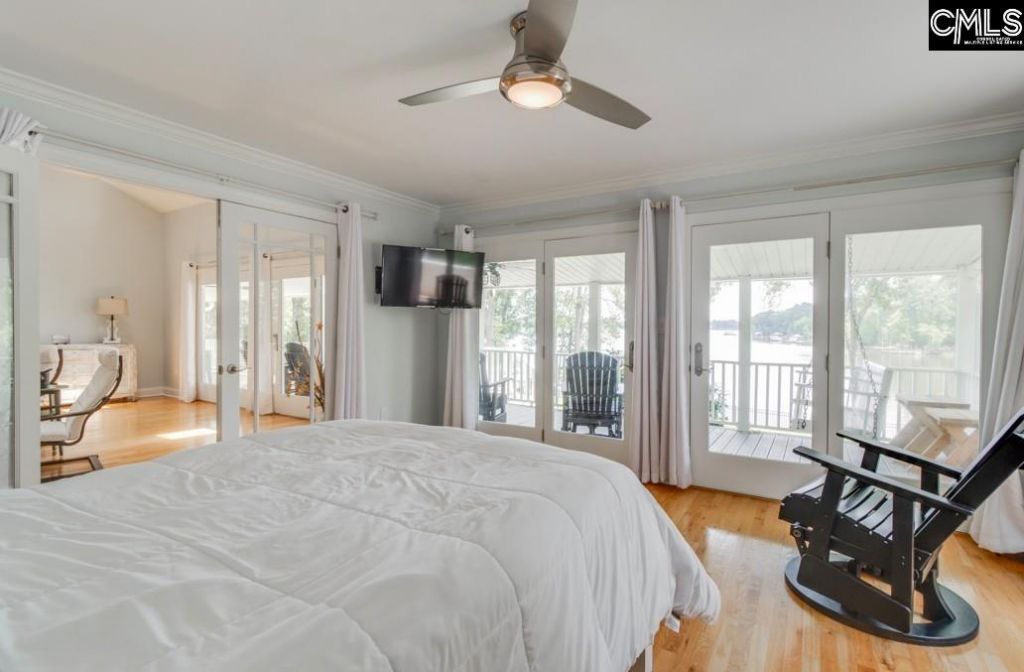 1011 Westshore  Photo 24