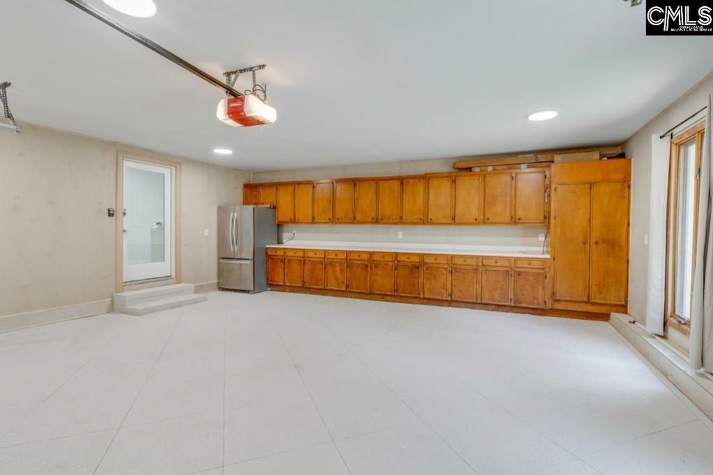 1011 Westshore  Photo 28
