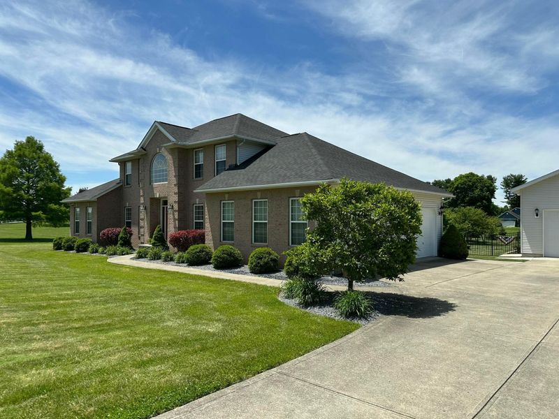51 Bluebonnett Drive, Heath, OH 43056 Photo 6