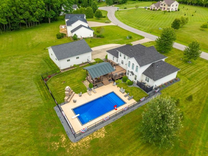 51 Bluebonnett Drive, Heath, OH 43056 Photo 8