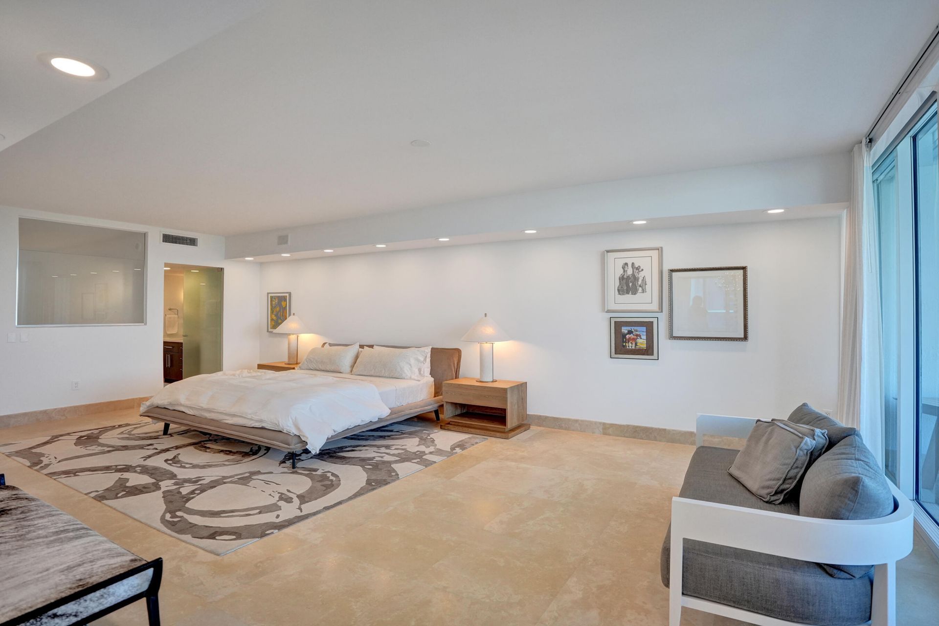 715 Bayshore Drive, Unit 902, Fort Lauderdale, FL 33304 Photo