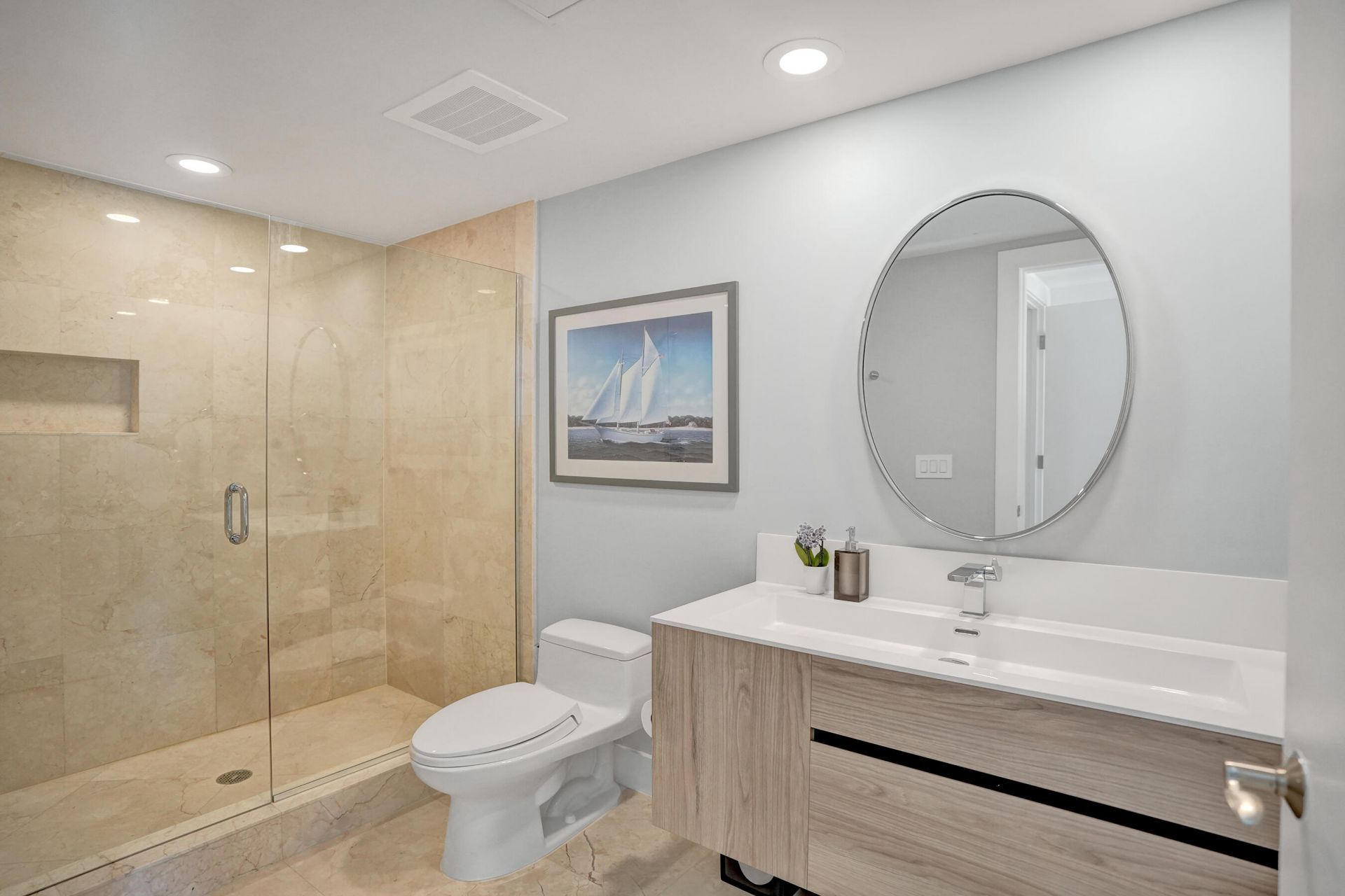 715 Bayshore Drive, Unit 902, Fort Lauderdale, FL 33304 Photo