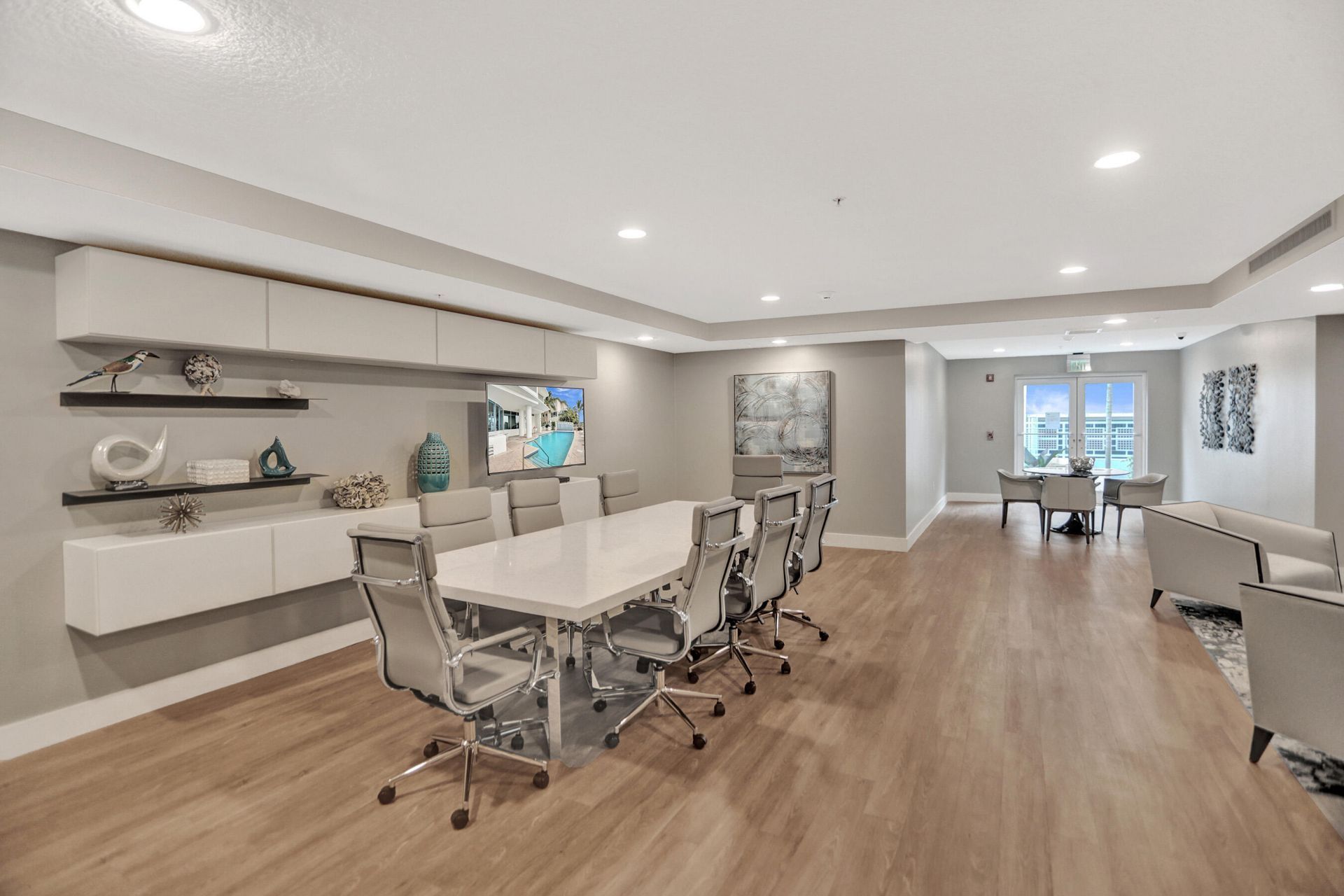 715 Bayshore Drive, Unit 902, Fort Lauderdale, FL 33304 Photo