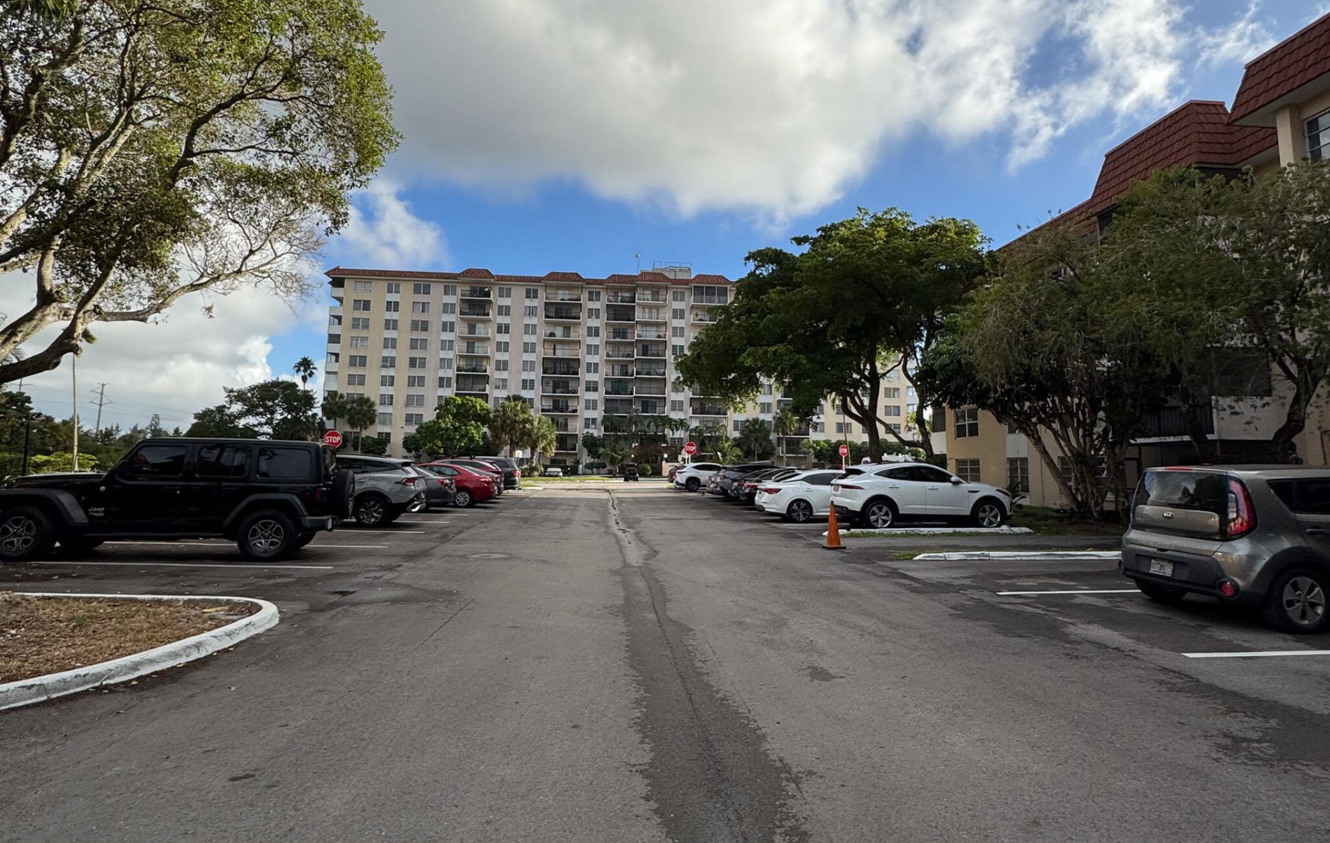 4166 Inverrary Drive, Unit 104, Lauderhill, FL 33319 Photo