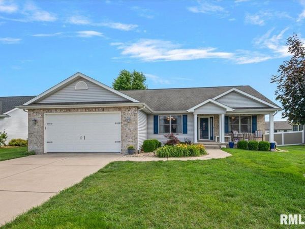 316 Newcombe Lane, Chatham, IL 62629