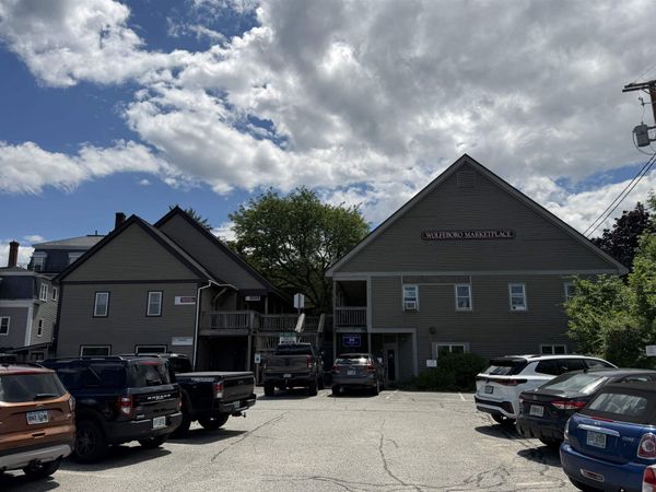 29 Mill Street, Unit D5, Wolfeboro, NH 03894