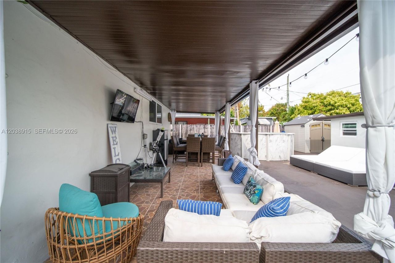 875 E 29th St , Unit 1, Hialeah, FL 33013 Photo